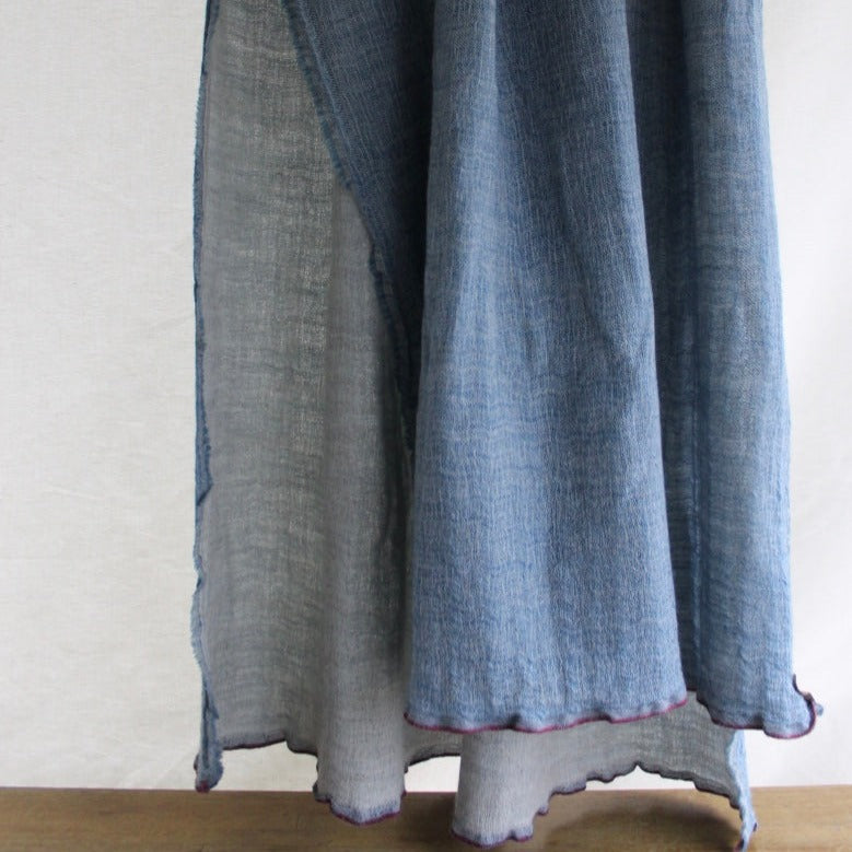 Soft 2-sided woollen blanket