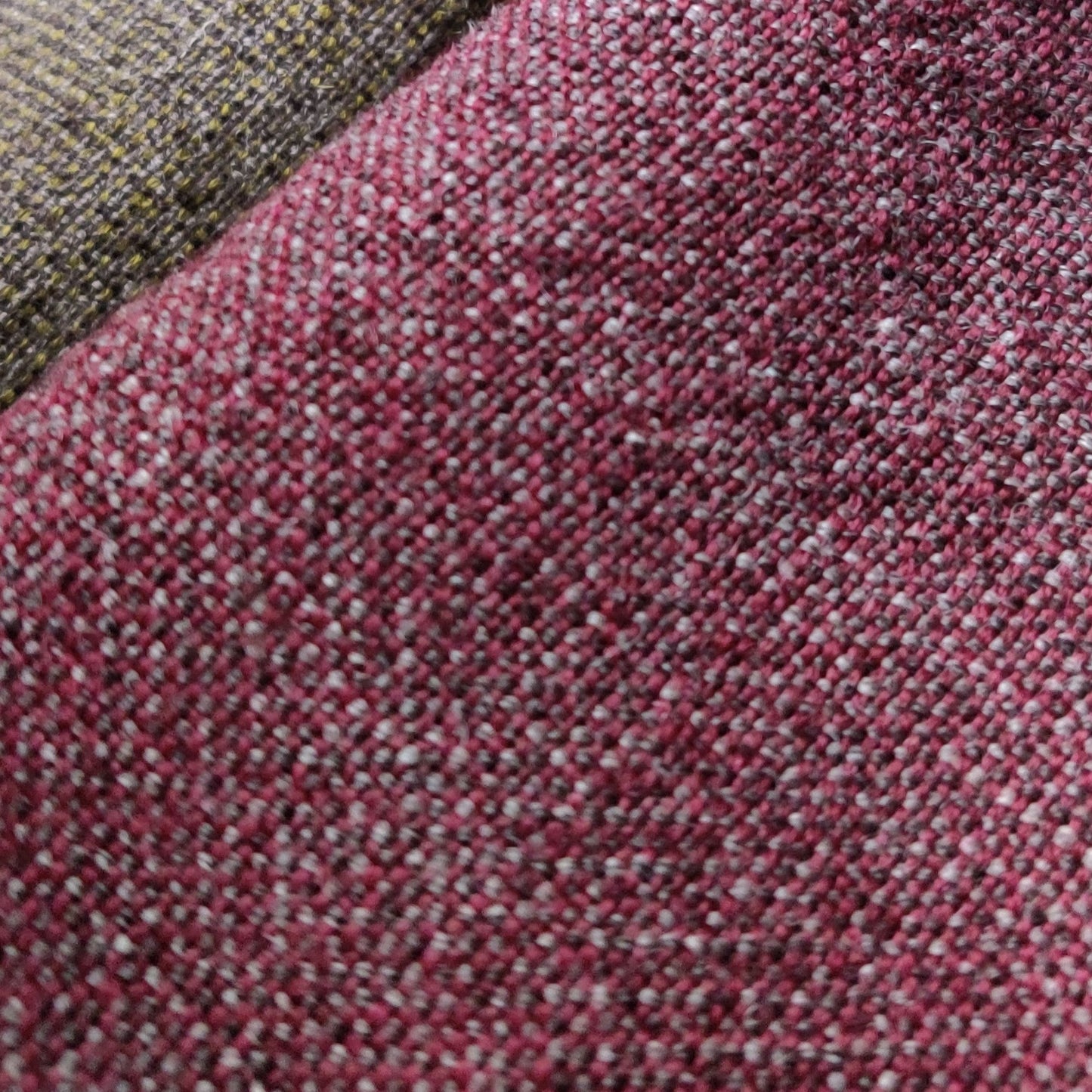 PLAIN WEAVE 100 % WOOL - Limited edition
