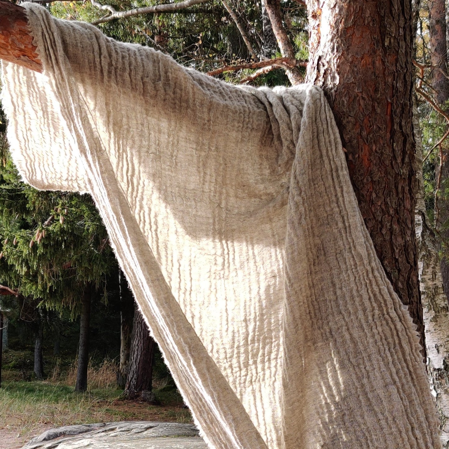 Travel blanket, light grey or dark grey