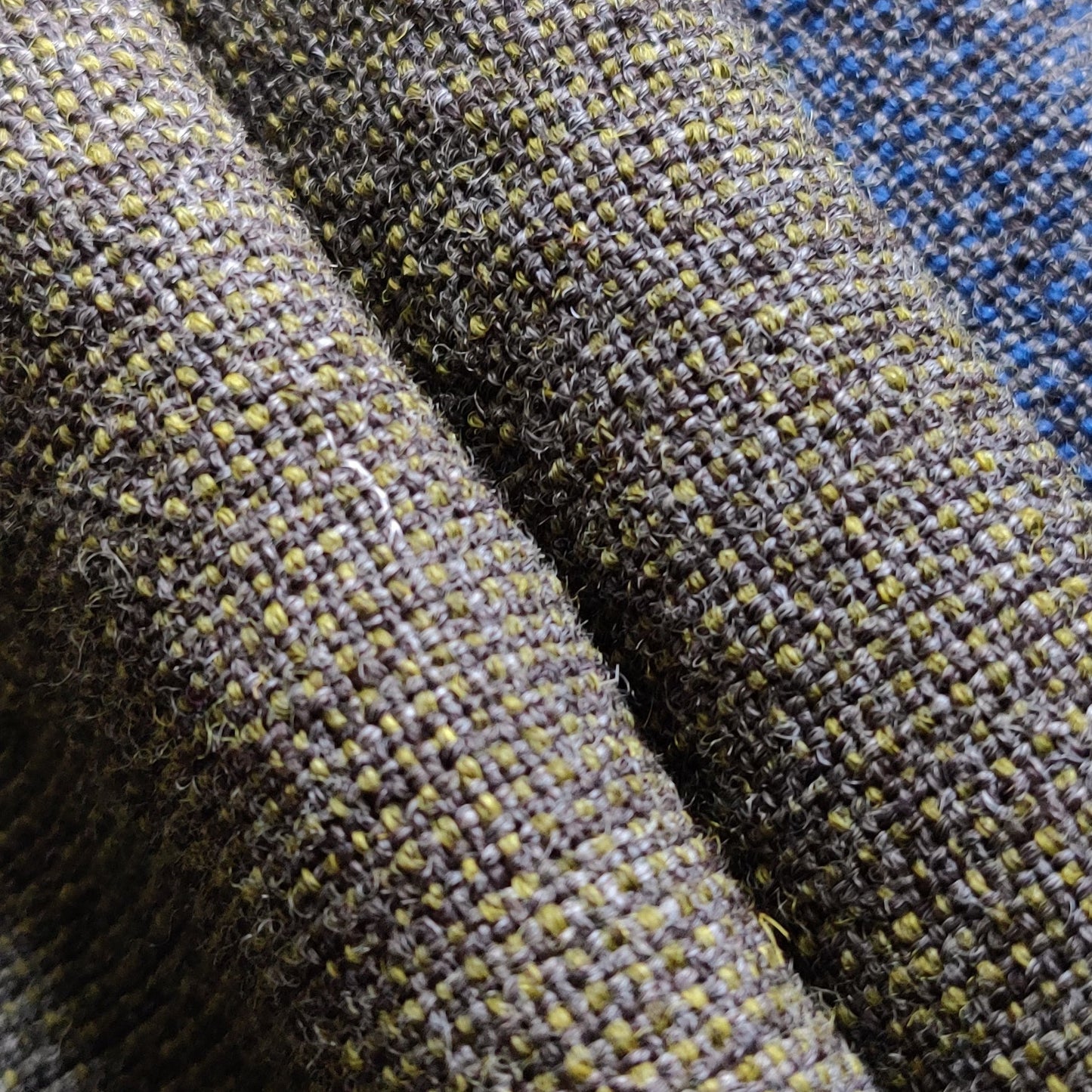 PLAIN WEAVE 100 % WOOL - Limited edition